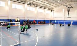 Görme engelliler, goalball farkındalık maçında karşı karşıya geldi