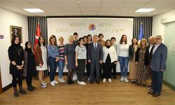 Okul öncesi çocuklara İngilizce eğitimi