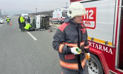 Malatya'da devrilen kamyonetteki 2 kişi yaralandı