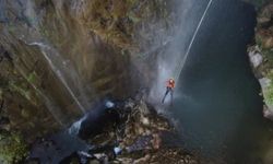 Döngel Mağaralarına İlk İp İnişini Gerçekleştirdi