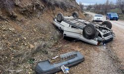 Afşin'de Otomobil Takla Attı: 2 Yaralı