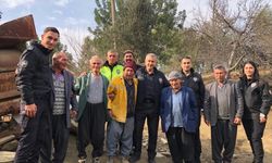 Adana'da polis, engelli kardeşleri ziyaret etti