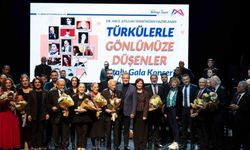 Seçer: "Bu memleket bizim, bükün renklerin"