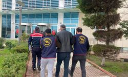Adana'da 13 yıl kesinleşmiş hapis cezası bulunan hükümlü yakalandı