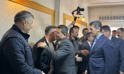 Antalya Büyükşehir Belediye Başkan adayı Tütüncü, taksicilerle buluştu