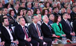 CHP Genel Başkanı Özel, Antalya'da aday tanıtım töreninde konuştu