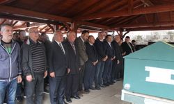 Cumhur İttifakı'nın Muratpaşa Belediye Başkan adayı Manavoğlu, seçim çalışmalarını sürdürdü