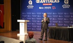 Prof. Dr. Naci Görür, "Türkiye'de Deprem Riski Hiçbir Zaman Sona Ermeyecek"