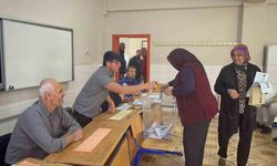 Osmaniye’de oy kullanma işlemi başladı