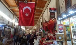 Tarihi Kapalı Çarşı’da Ramazan Yoğunluğu