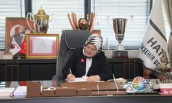 Bakan Yardımcısı Yenigün'den Hatay Büyükşehir Belediye Başkanı Öntürk'e ziyaret