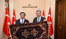 Çin’den Antalya’ya dostluk köprüsü kuruluyor
