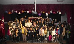 Mersin Şehir Tiyatrosu çocuklar için sahne aldı