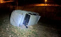 Afşin’de Yoldan Çıkan Araç Takla Attı: 2 Yaralı