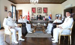 TCG Gaziantep ve TCG Karayel gemileri Finike Limanı'na demirledi