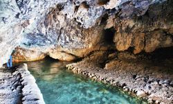 Afşin'de Kaya’nın İçinden Çıkan Mağara Gözü Doğaseverlerin Uğrak Mekanı Oldu