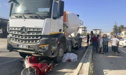 Hatay'da beton mikseri ile çarpışan motosikletteki 2 kişi öldü