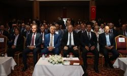 Adana'da CHP'nin "Orman Yangınları ve Çevre Felaketleri Toplantısı" yapıldı