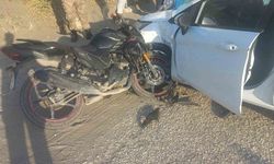 Hatay’da otomobil ile motosiklet çarpıştı: 1 ağır yaralı