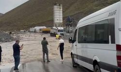 Metoroloji tarafından yapılan uyarılardan sonra bölgede yoğun yağışlar etkili olmaya başladı.