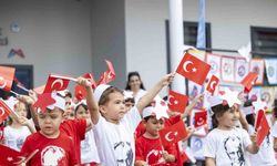 Başkan Seçer: "Bağımsızlık mücadelesinin zaferle taçlandığı gündür bugün"