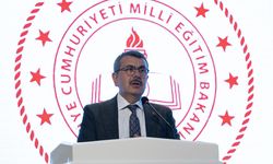 Bakan Tekin: Ara tatillerin kalkmasıyla ilgili bir gündemimiz yok