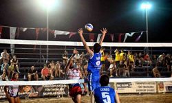 Manavgat’ta plaj voleybolu coşkusu başladı