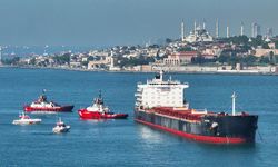 Türk boğazlarından 20 yılda 2 milyona yakın gemi geçti