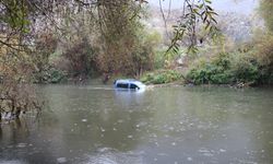 Amasya'da nehre düşen aracın sürücüsü kazadan yara almadan kurtuldu