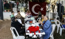 Mersin'de İyilik Örüyorum hareketi 27 yıldır devam ediyor