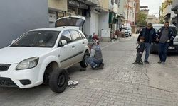 Adana'da 34 aracın lastiğini kesen 2 kişi gözaltına alındı