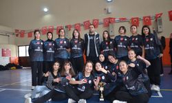 Afşin’de Liseler Arası Voleybol Şampiyonu Anadolu Lisesi Oldu