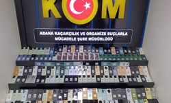 Adana'da yolcu otobüsünde 188 kaçak cep telefonu ele geçirildi