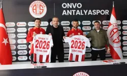 Antalyaspor'da Veysel Sarı ve Güray Vural'ın sözleşmeleri uzatıldı