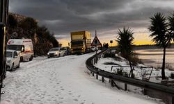 Antalya'da sağanak ve dolu etkili oldu