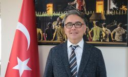 Prematüre retinopatisi geçiren bebeklerde ilerleyen yaşlarda farklı göz hastalıkları oluşabiliyor