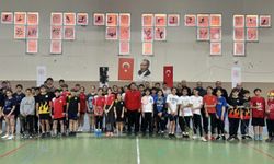 Samandağ'da badminton il seçmeleri yapıldı