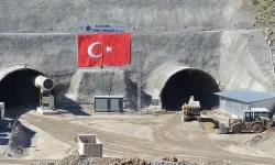 Antalya ile Konya'yı bağlayan Alacabel Tüneli'nde çalışmalar sürüyor