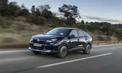 Citroen'in yenilenen C4 ve C4 X modelleri şubatta Türkiye'de satışa çıkacak