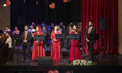 Kent Orkestrası ’Sevgililer Günü’ne özel konser verdi