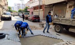 Akdeniz’de sokaklar yenileniyor, bahçe yolları açılıyor