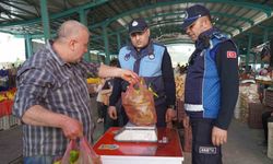 Tarsus’ta semt pazarlarında ’tartı kontrol noktası’ uygulaması başlatıldı