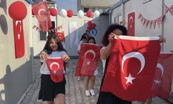 Hatay'da 23 Nisan Ulusal Egemenlik ve Çocuk Bayramı konteyner kentte kutlandı
