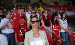 Ukraynalı 24 yetim çocuk Alanya'da 23 Nisan sevincine ortak oldu