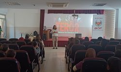 Adana’da liselerde suça karşı farkındalık konferansları düzenlendi