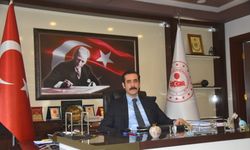 Bozyazı Kaymakamı Tuncay Topsakaloğlu Anneler Günü'nü kutladı