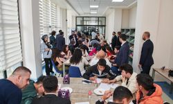 Burdur İl Halk Kütüphanesi'nde "Girişimci Kütüphanesi" buluşması gerçekleştirildi