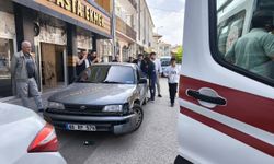 Burdur'da otomobille çarpışan elektrikli motosikletteki 2 kişi yaralandı
