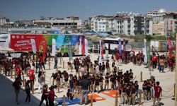 Geleneksel Oyunlar Tırı Hatay'da öğrencilerle buluştu