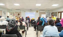 Üreten Kadınlar Güçlü Yarınlar projesinin ikinci fazı Uşak'ta başladı
